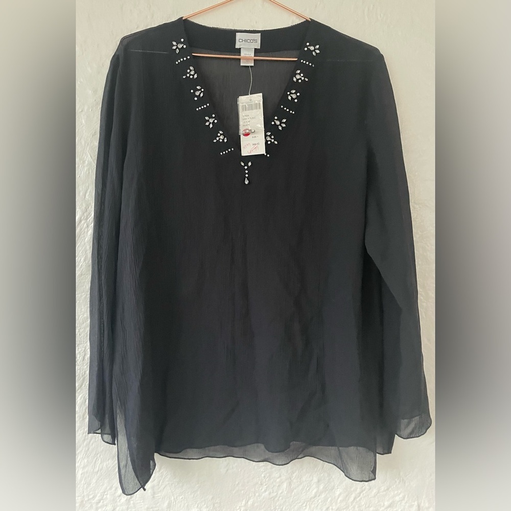 NWT Chico's 100% Silk Tunic Top Blouse Rhinestone V Neck Crinkle Size 1 Medium